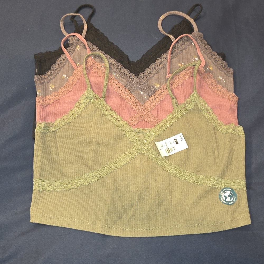 Aeropostale Tank Tops SET of 4 - Black, Pink, Green & Beige Floral